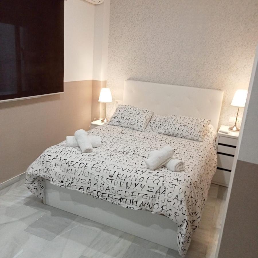 Apartamentos Centro Historico Seville Luaran gambar