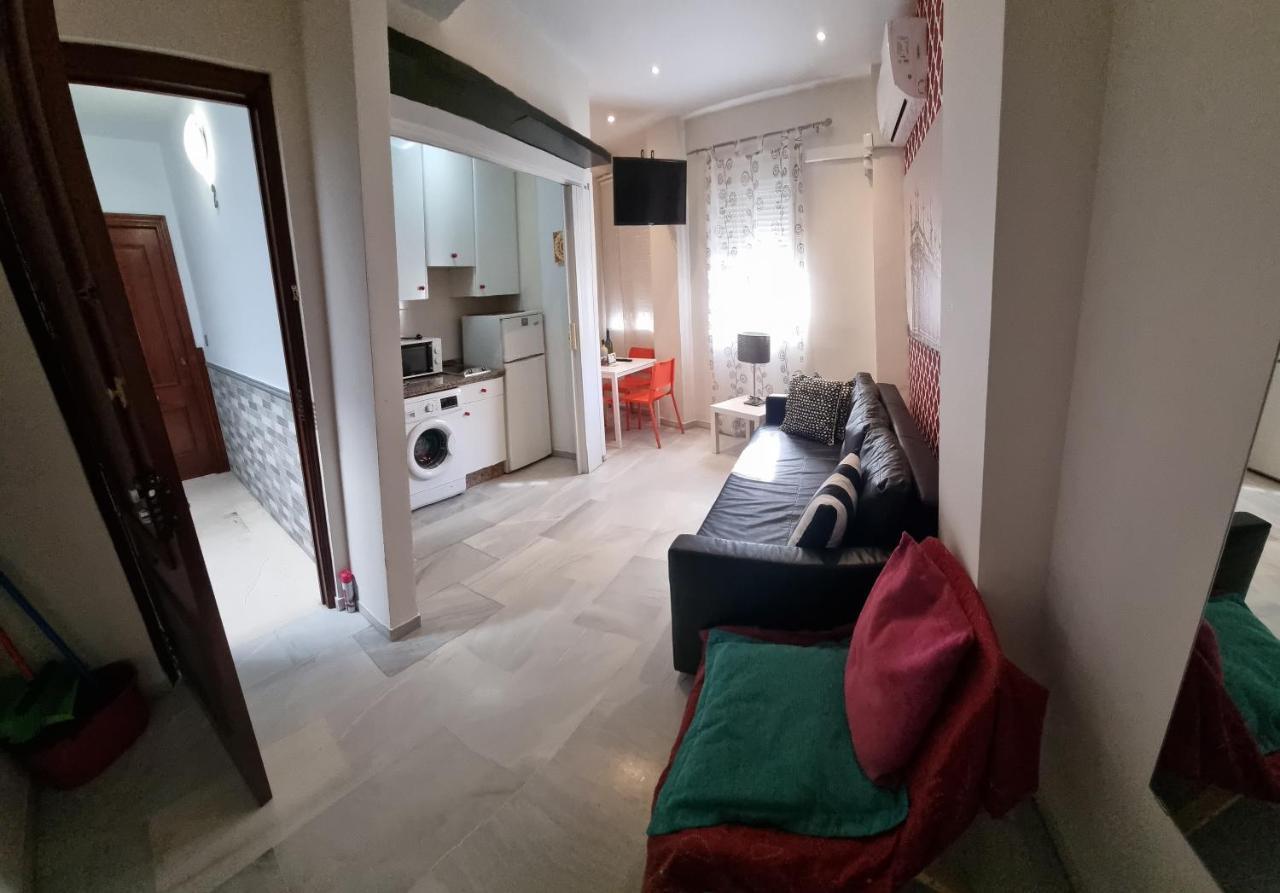 Apartamentos Centro Historico Seville Luaran gambar
